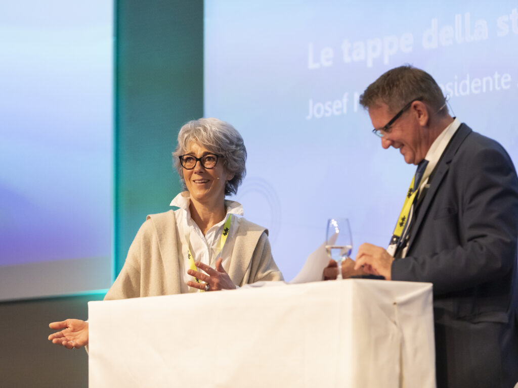 089_ANQ_15_Jahre _Jubilaeum_Petra_Busch_J-Mueller_tl